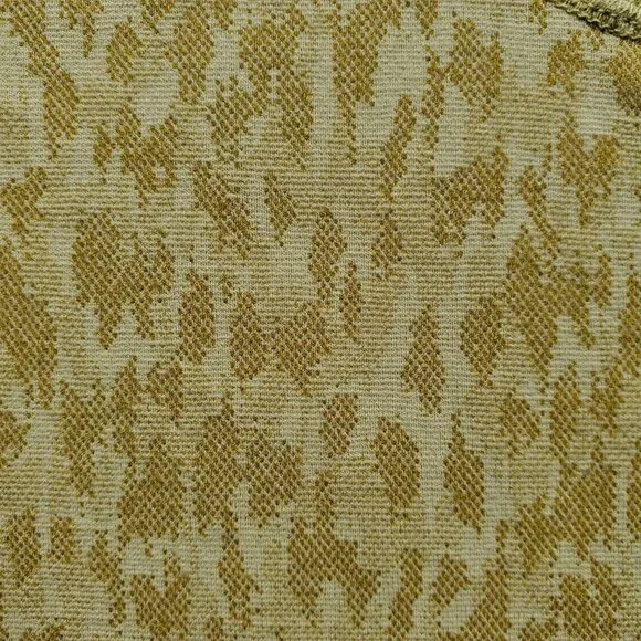 ATHLETA Momentum Allure Lemon Lime Animal Print Tee XXS - Picture 9 of 14